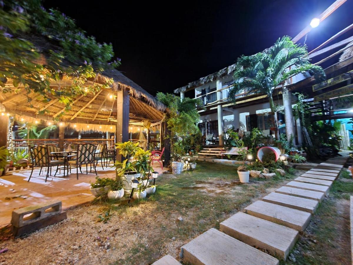 Hotel Don Panchon y Maruxa Isla Holbox Exterior foto