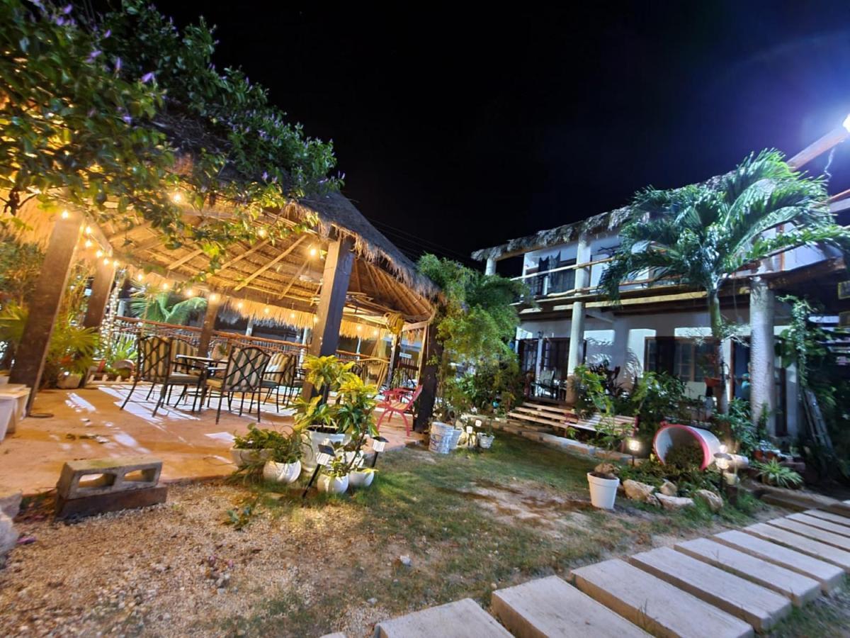 Hotel Don Panchon y Maruxa Isla Holbox Exterior foto
