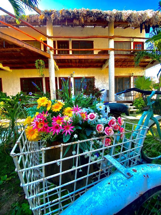 Hotel Don Panchon y Maruxa Isla Holbox Exterior foto